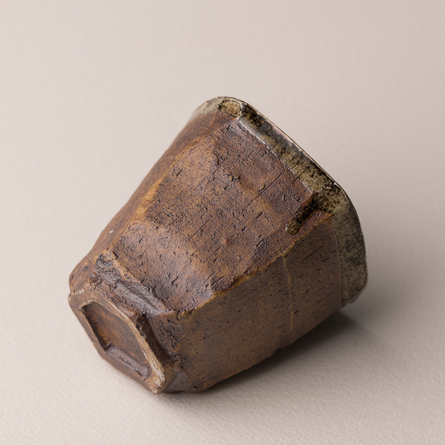 Grand Mug en grès – Collection Kakukei