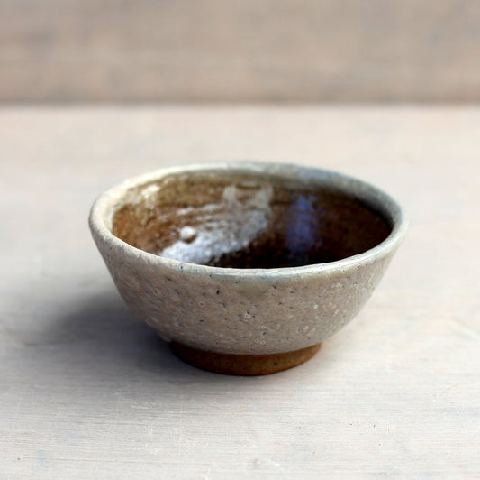 Soucoupe en grès - Tasse - émail Shino – Collection ESPRIT MINGEI