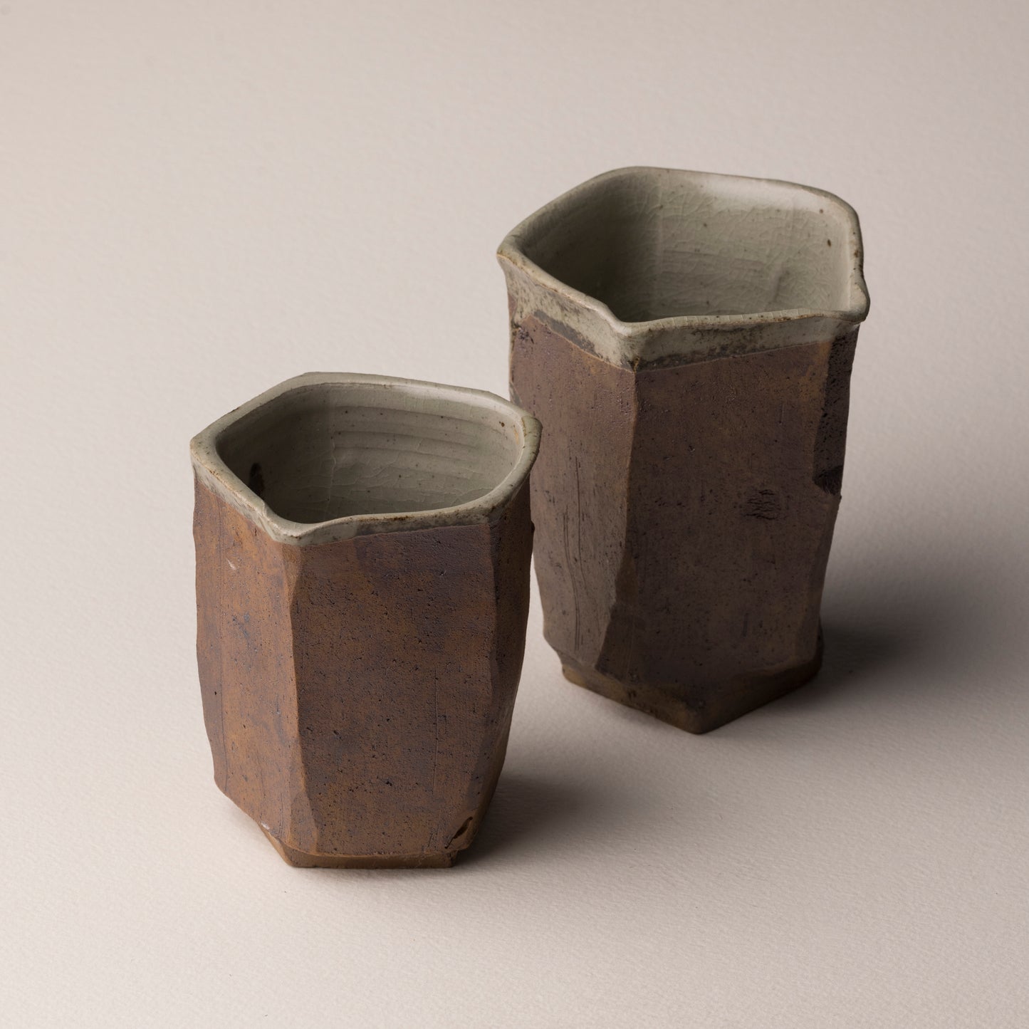 Pichet en grès – Collection Kakukei