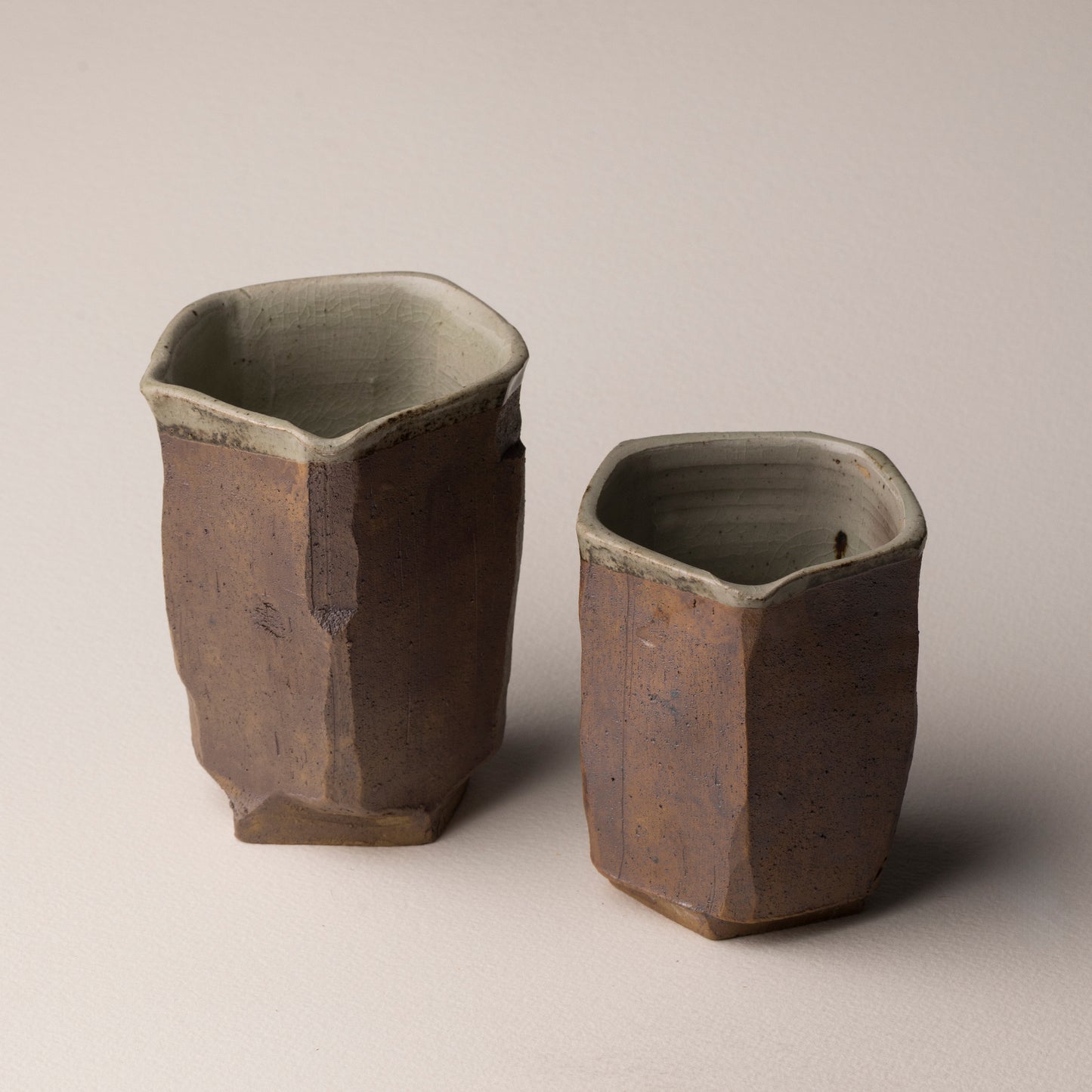 Pichet en grès – Collection Kakukei