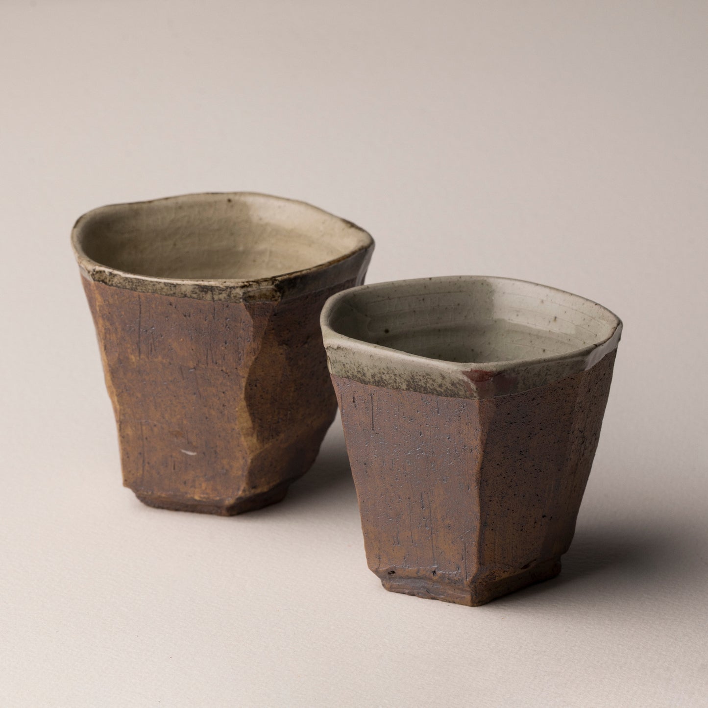 Grand Mug en grès – Collection Kakukei