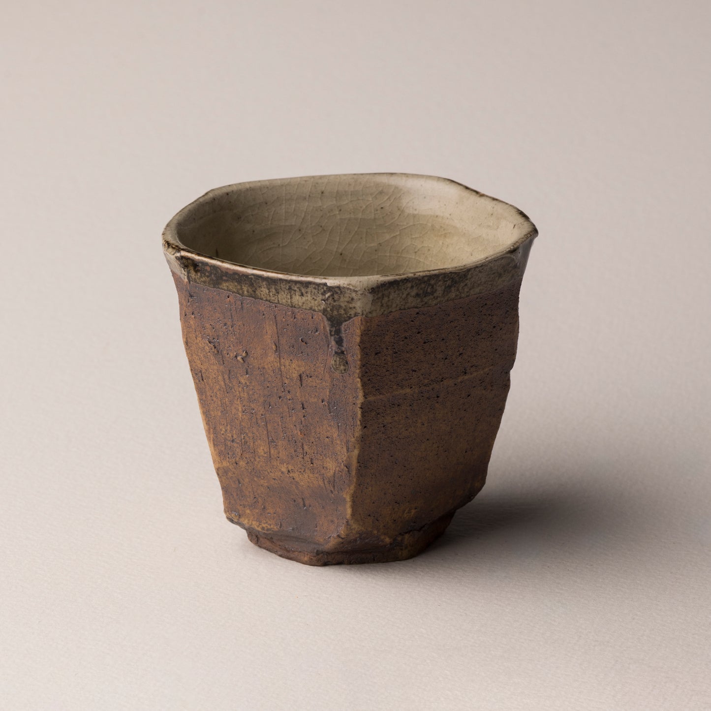 Grand Mug en grès – Collection Kakukei