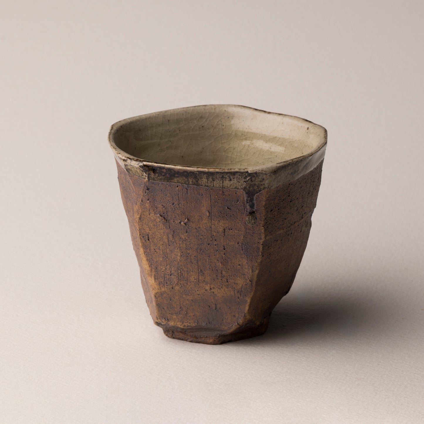 Grand Mug en grès – Collection Kakukei