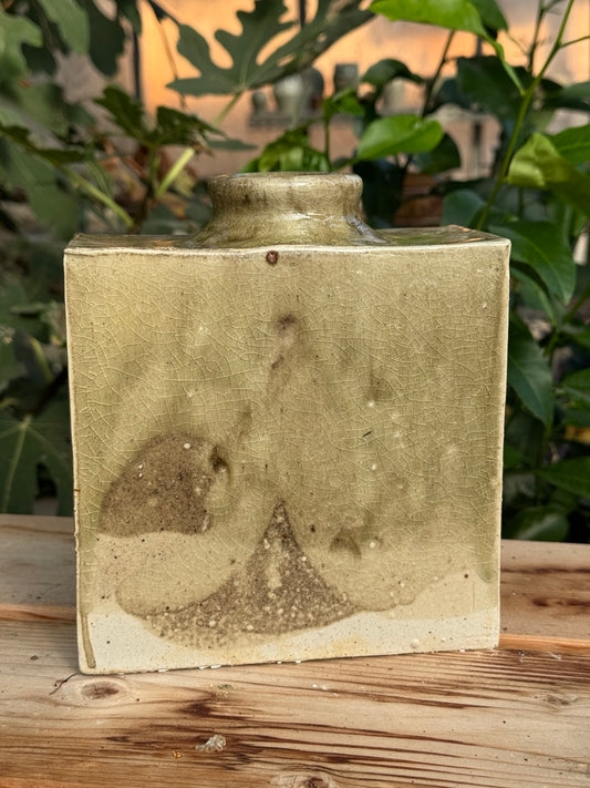 Grand vase rectangulaire – émail vert olive craquelé – 02